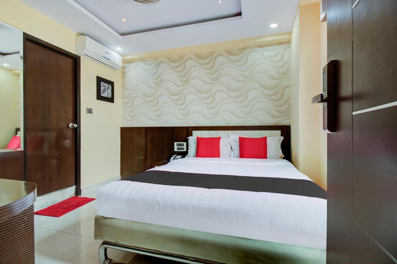 Capital O 5381 The Emirates Hotel Bangalore Exterior photo